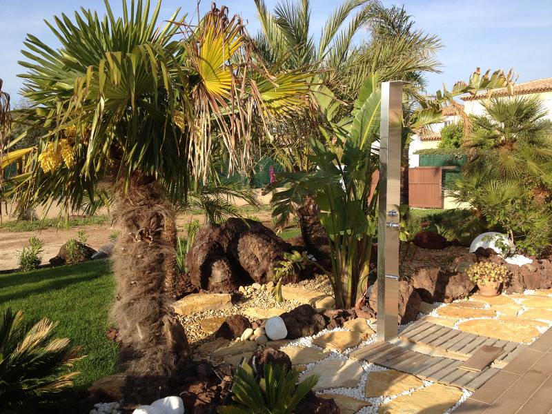 Votre jardin est à l’abandon et vous souhaitez en faire un coin de détente ? 